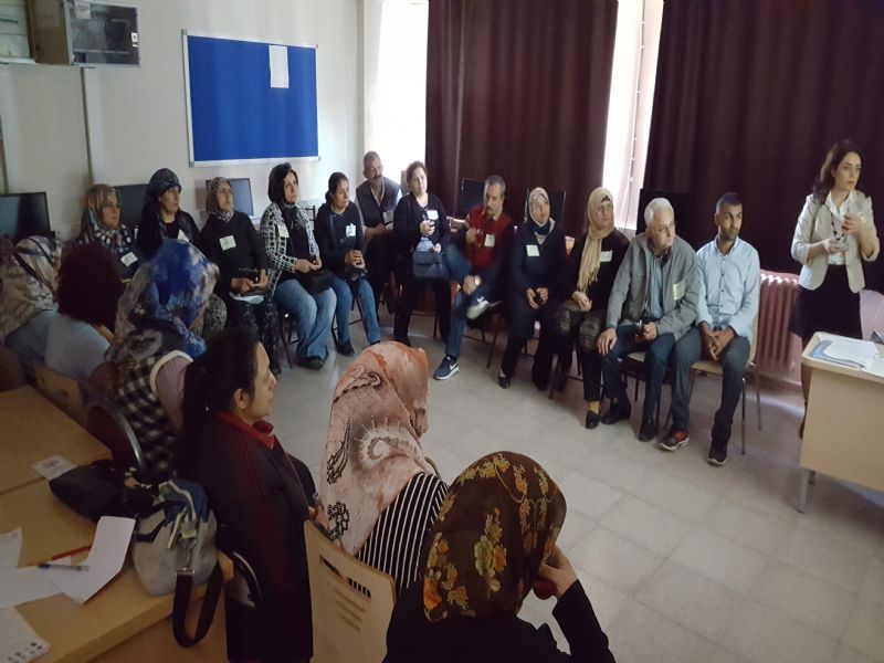 zmir Oemtek- 03.04.2017-Buca .E.M.E.M Ale Eitimi Seminerinin 4.Eitim Oturumu yaplarak Aile Eitimi Semineri Tamamland...