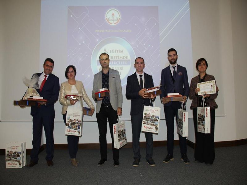 zmir Oemtek- 17.11.2017-ZEL ETMDE MESLEK VE TEKNK ETMN KALTESNN  GELTRLMES PROJES (ZMROEMTEK) DL TREN YAPILDI...Proje Ekibine Baar Belgeleri Verildi...