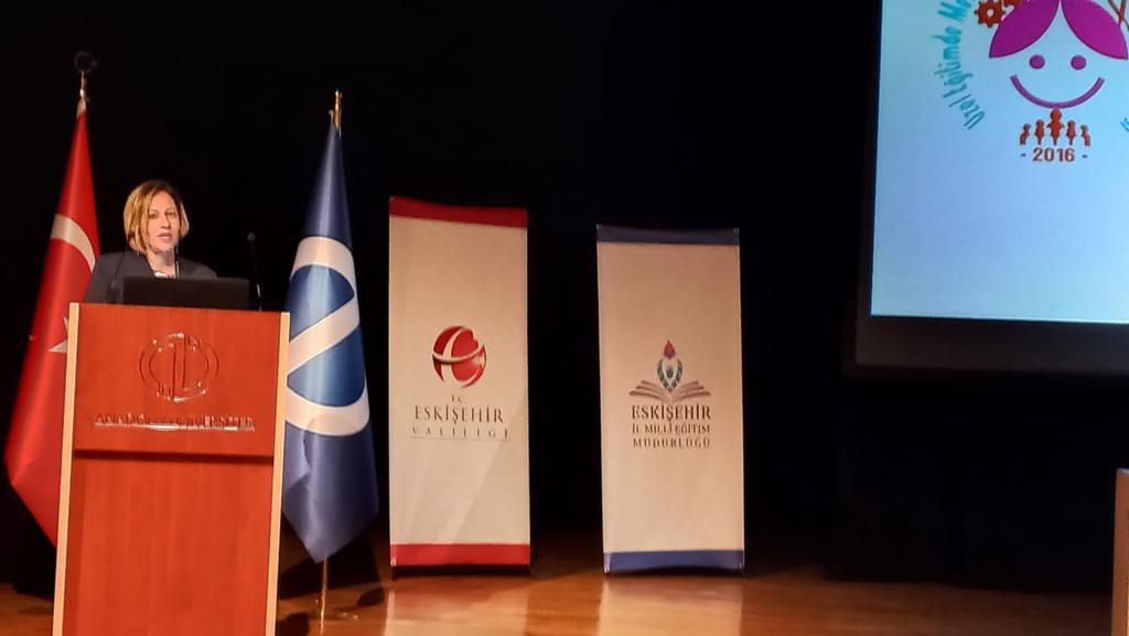 �ZM�R�DE Y�R�TT���M�Z PROJELER�M�Z� T�M �LKEM�ZDE YAYGINLA�TIRIYORUZ.